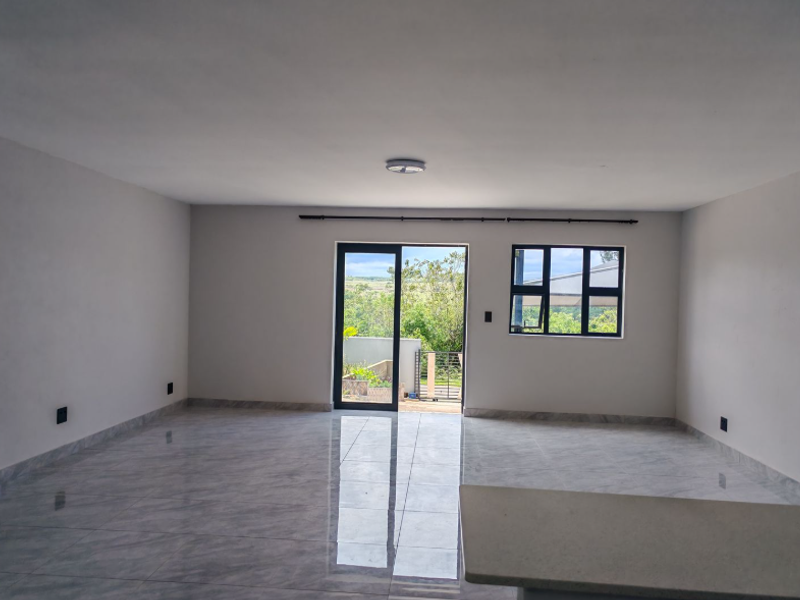 Stunning Newly Built 2-Bedroom Apartment in the Heart of Mount Moreland Nature - Photo 9