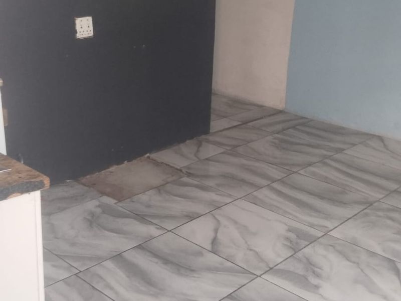 Garden Cottage Rental Monthly In Johannesburg - Photo 2