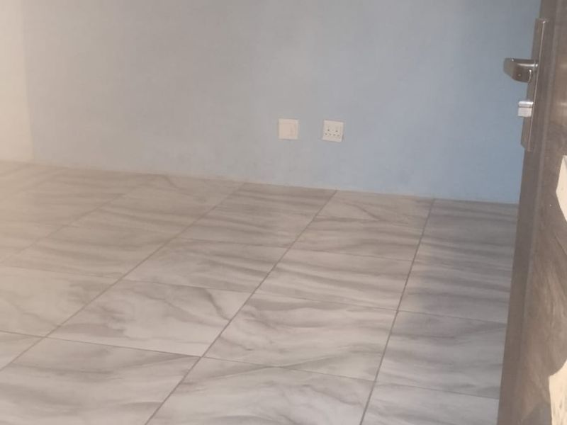 Garden Cottage Rental Monthly In Johannesburg - Photo 4