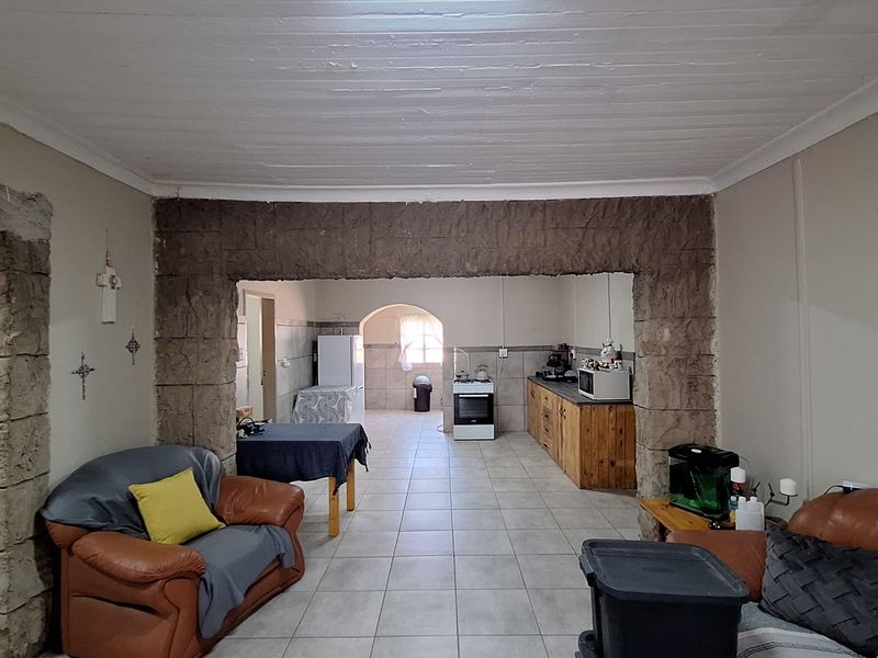 Spacious house for sale - Photo 7