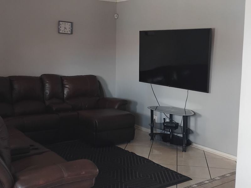 You Snooze You Loose - Photo 2