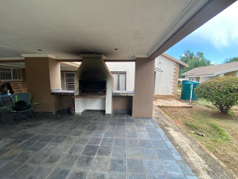 Stunning 5-bedroom home in Flora Gardens, Vanderbijlpark—your perfect family retreat awaits! - Photo 7