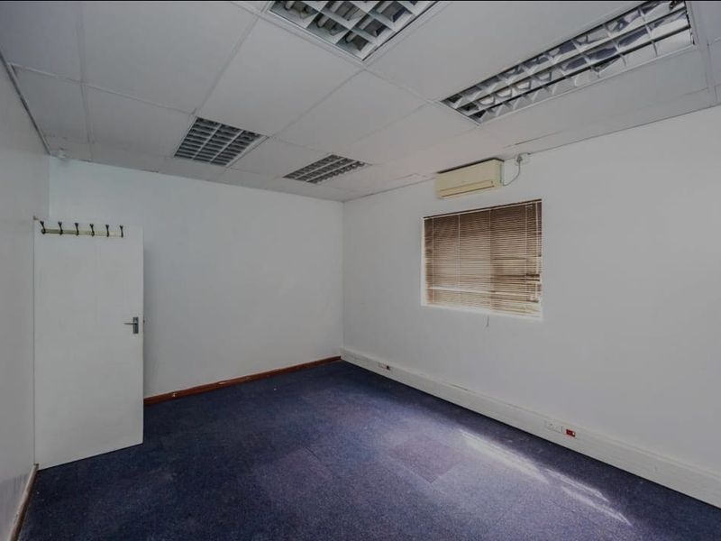 Commercial Property in East London for Sale - Photo 10