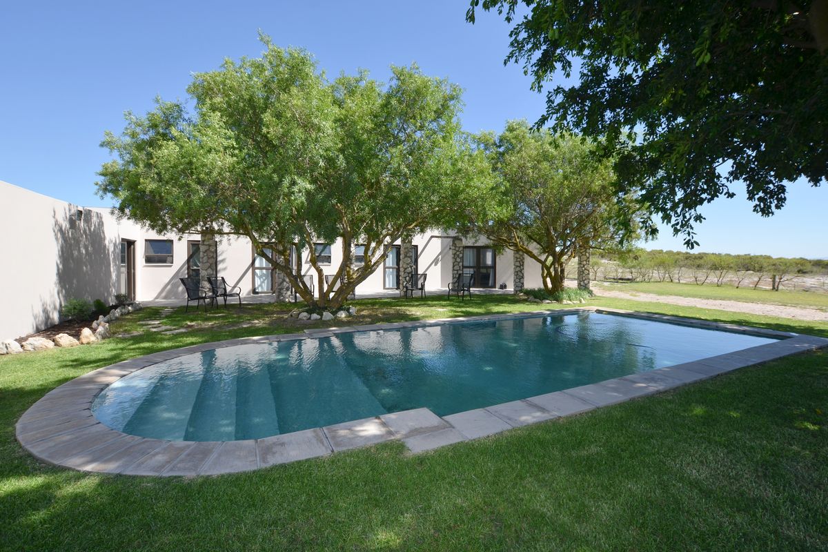 FARM, FUNCTION VENUE WITH ACCOMMODATION FOR SALE - Photo 2