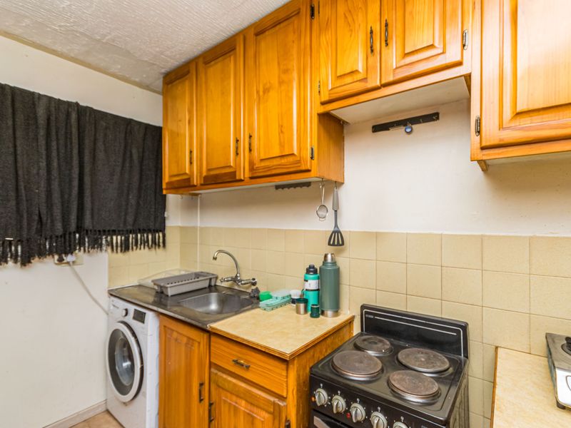 2 Bedroom Apartment for sale in Lyttelton manor - Photo 7