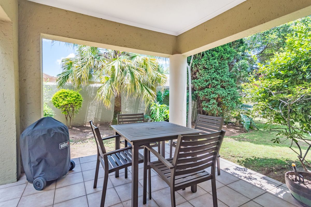 Full Title Home in Complex with Super Low Levies - Photo 2