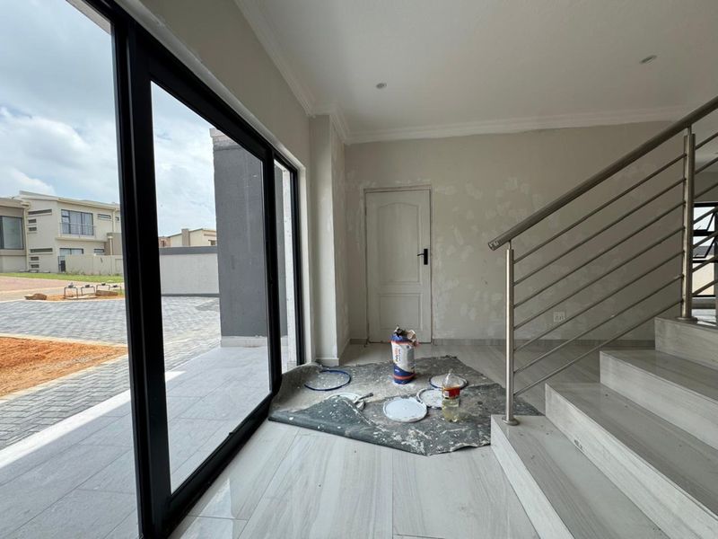 New Development 4-Bedroom Double-Storey Home in Roodepark Eco Estate - Photo 3