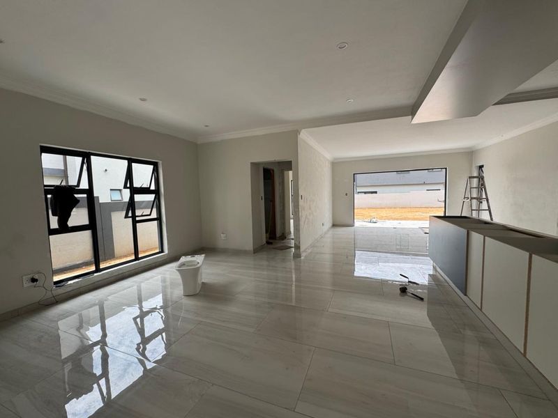 New Development 4-Bedroom Double-Storey Home in Roodepark Eco Estate - Photo 5