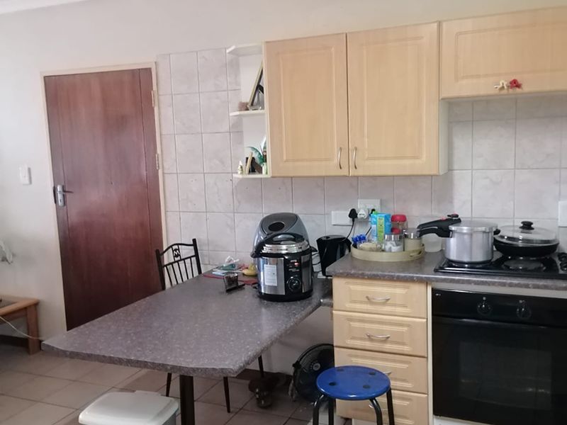 Townhouse in retirement Village for sale. - Photo 3