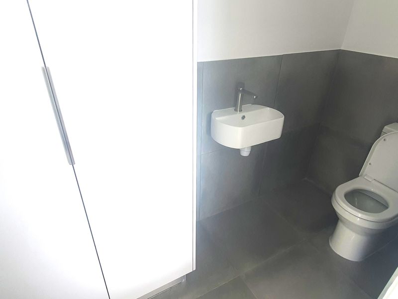 Modern 4 Bedroom Home for Sale in Shelley Point Security Coastal Golf Estate - Photo 5