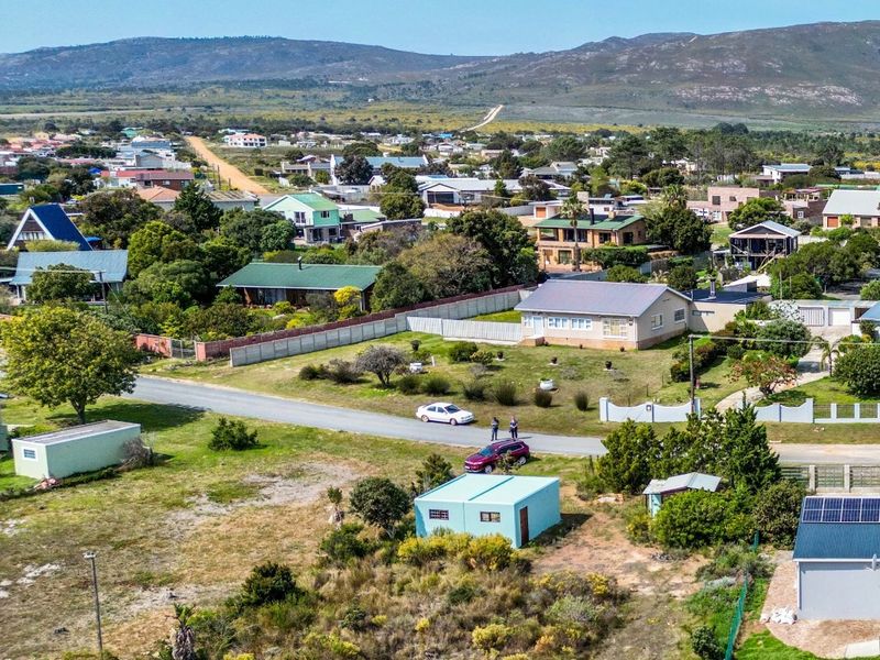 "Explore this 1141m2 vacant land in Fisherhaven, Hermanus—your canvas for a dream home awaits!" - Photo 2