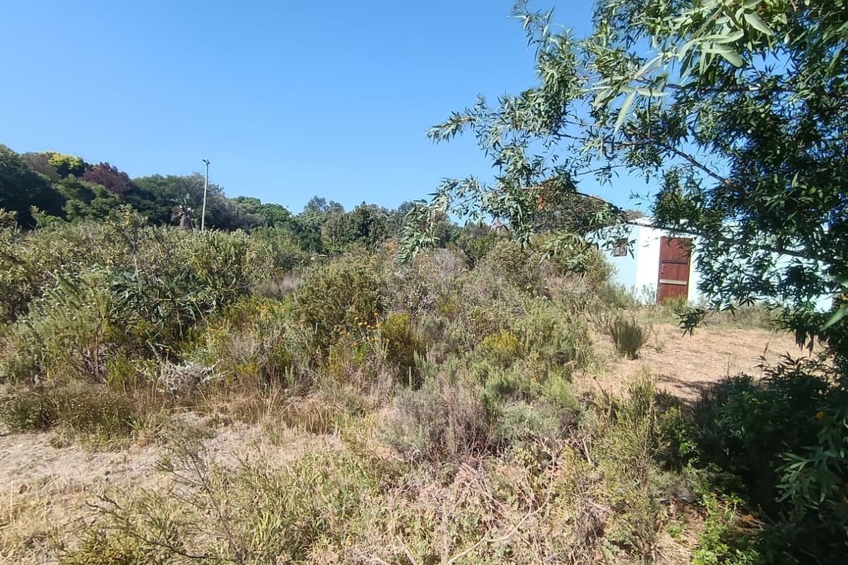 "Explore this 1141m2 vacant land in Fisherhaven, Hermanus—your canvas for a dream home awaits!" - Photo 5