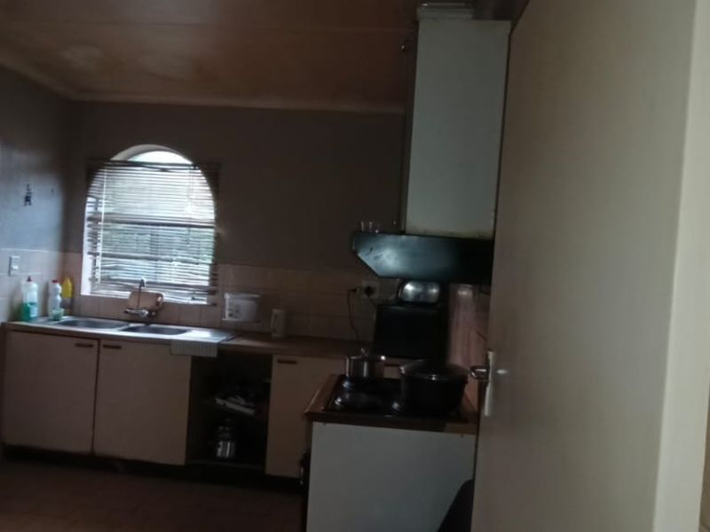 3 bedroom house for sale in Spruitview ext 1 - Photo 4