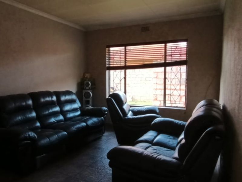 3 bedroom house for sale in Spruitview ext 1 - Photo 9