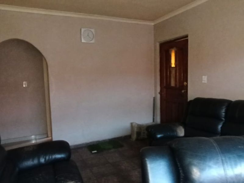 3 bedroom house for sale in Spruitview ext 1 - Photo 8