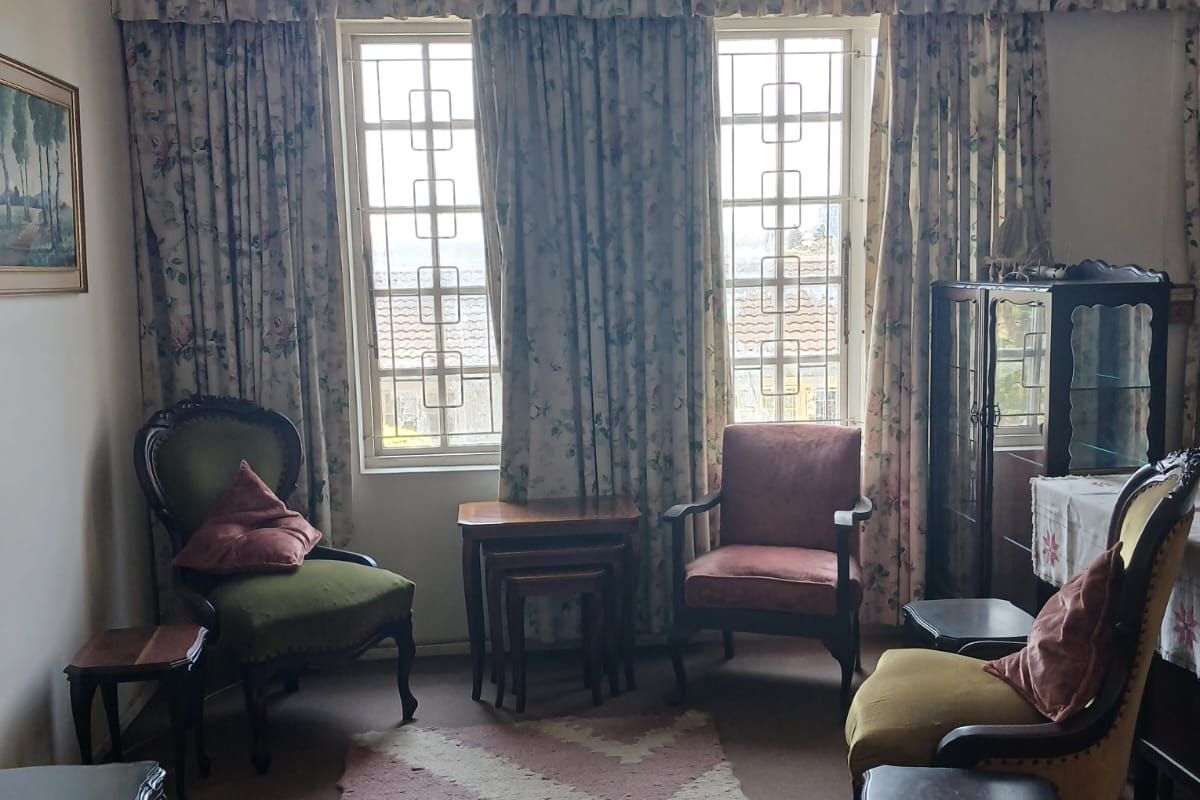 Large Batchelor - Photo 2