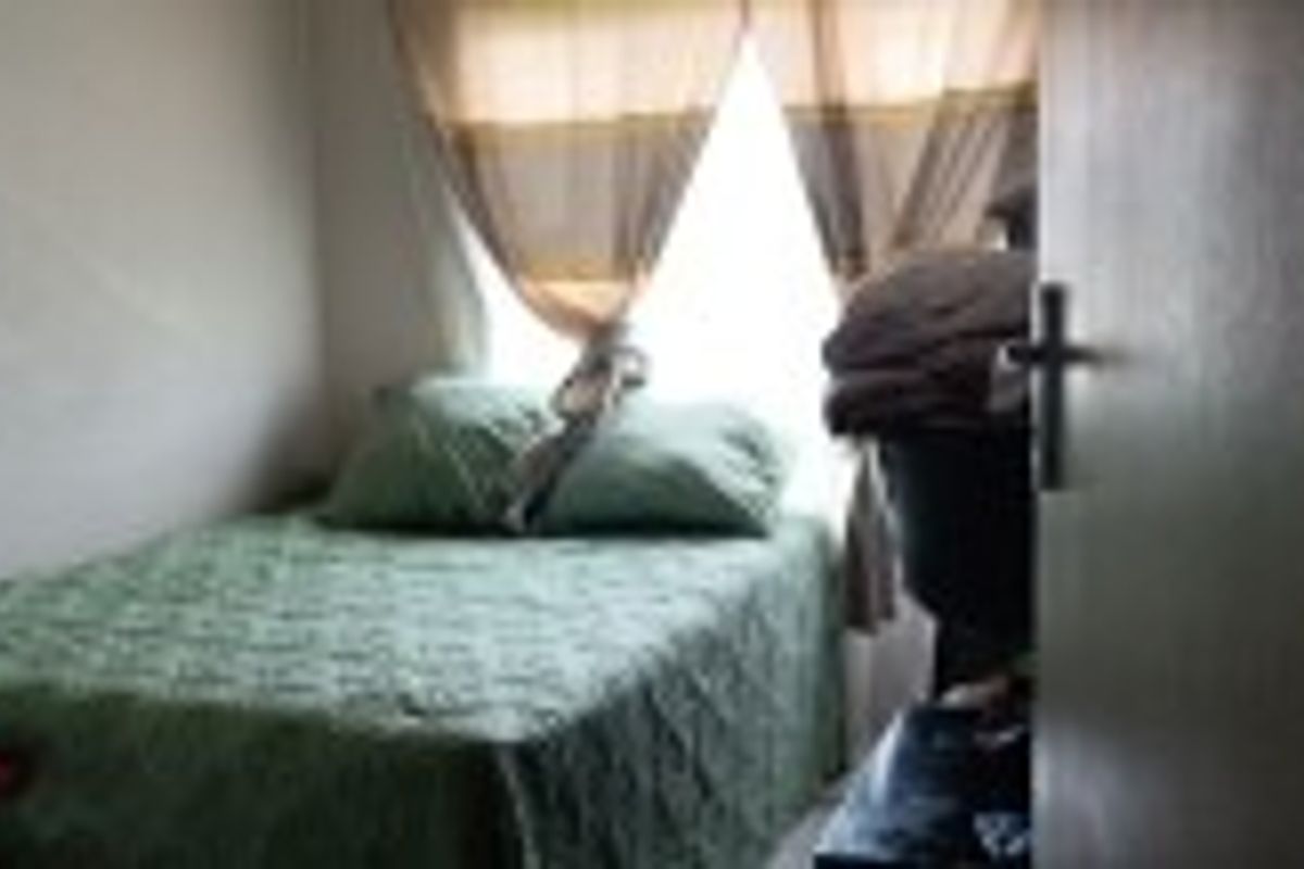 Two spacious bedroom apartment - Photo 3
