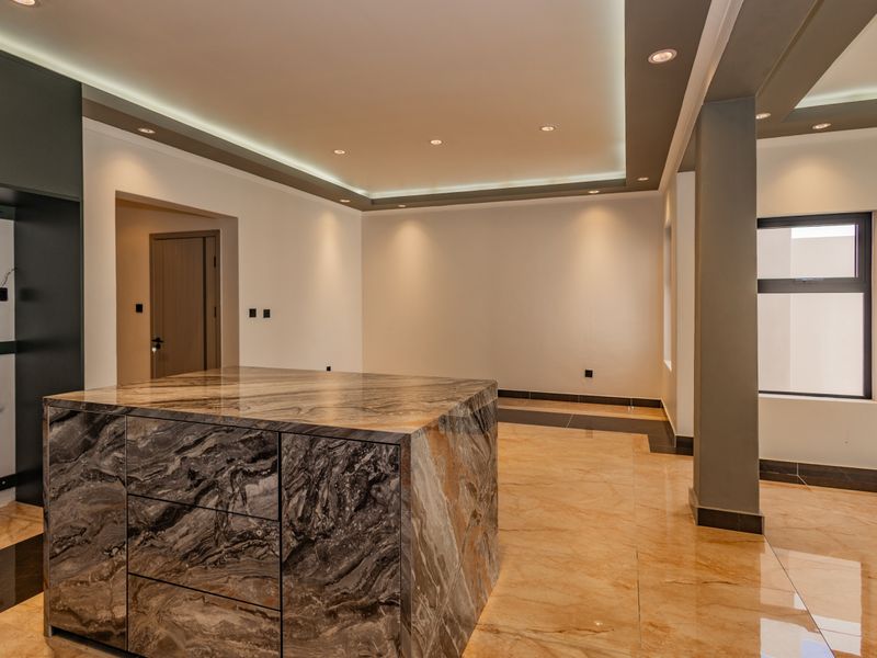 Modern family home in peaceful upmarket crescent! - Photo 8