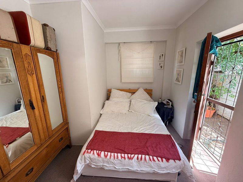 Hidden Elegance in the Heart of Worcester – A Private Sanctuary with Endless Potential - Photo 5