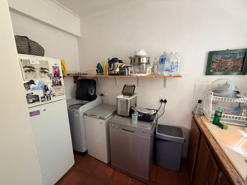 Hidden Elegance in the Heart of Worcester – A Private Sanctuary with Endless Potential - Photo 8