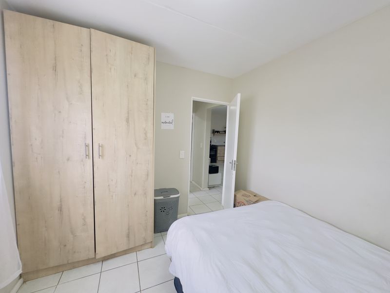 Modern 3-Bedroom Apartment in Secure Greenleaf Estate - Photo 9