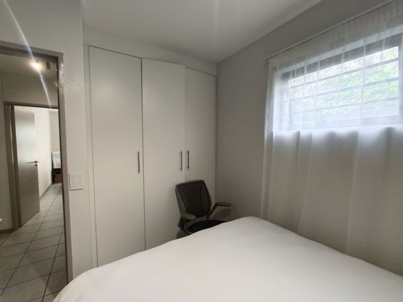 EXCLUSIVE SOLE MANDATE | LUXURIOUS GROUND FLOOR APARTMENT - Photo 9