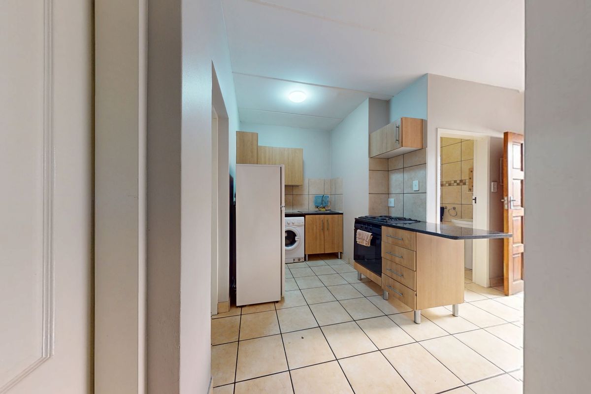 Moden 2- Bedroom Apartment for Sale Iin Die Bult area Potchefstroom - Photo 4