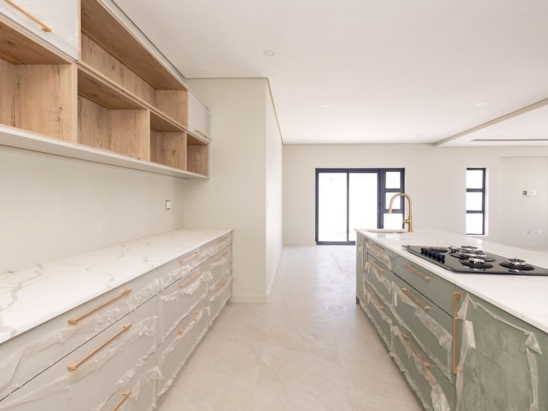 Brand-New 4 Bedroom Family Home! - Photo 8