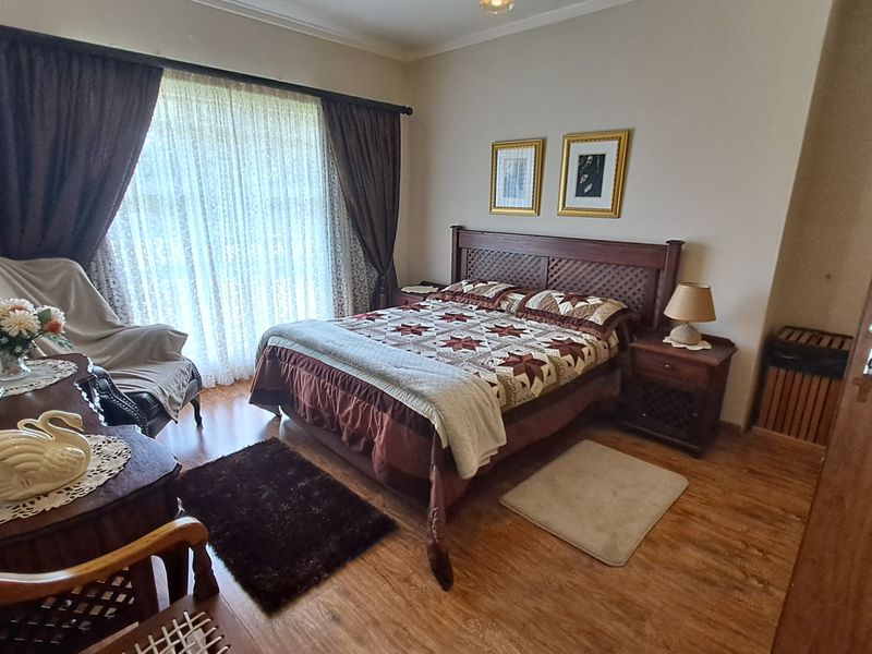 One Property, Multiple Opportunities – Large Family Home with Two Rental Units - Photo 10