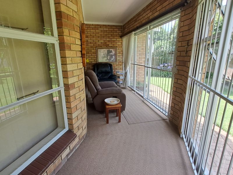 One Property, Multiple Opportunities – Large Family Home with Two Rental Units - Photo 9