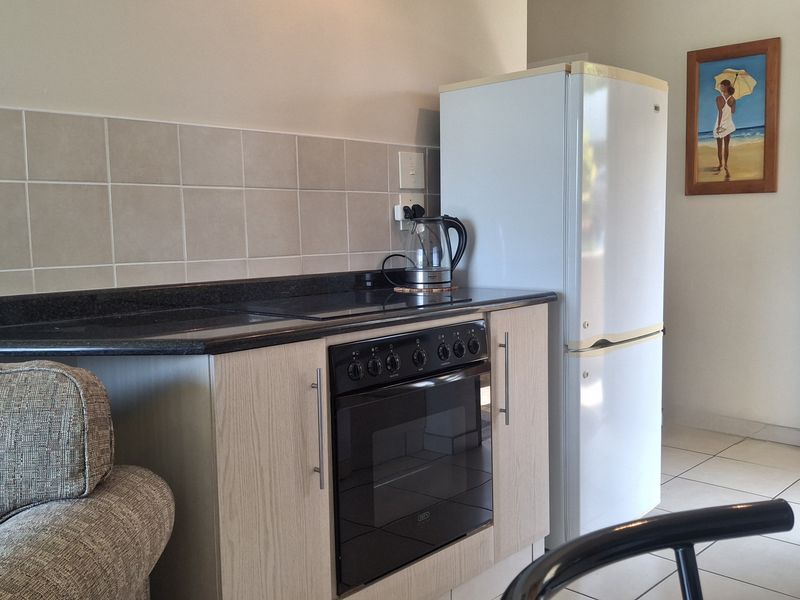 Coastal Living with Hints of Blue on the Horizon! Blink and it’ll be gone! - Photo 5