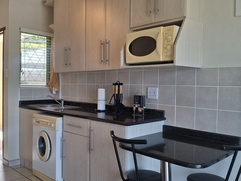 Coastal Living with Hints of Blue on the Horizon! Blink and it’ll be gone! - Photo 4