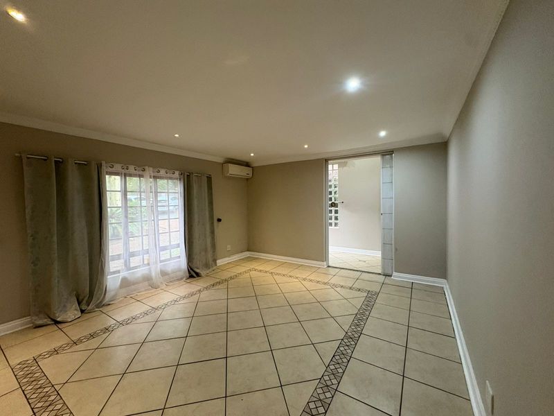 Perfect for families with Spacious living! - Photo 7