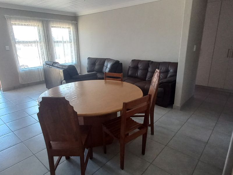 3 BEDROOM HOUSE TO RENT IN AN ESTATE IN ALBERTINIA - Photo 7