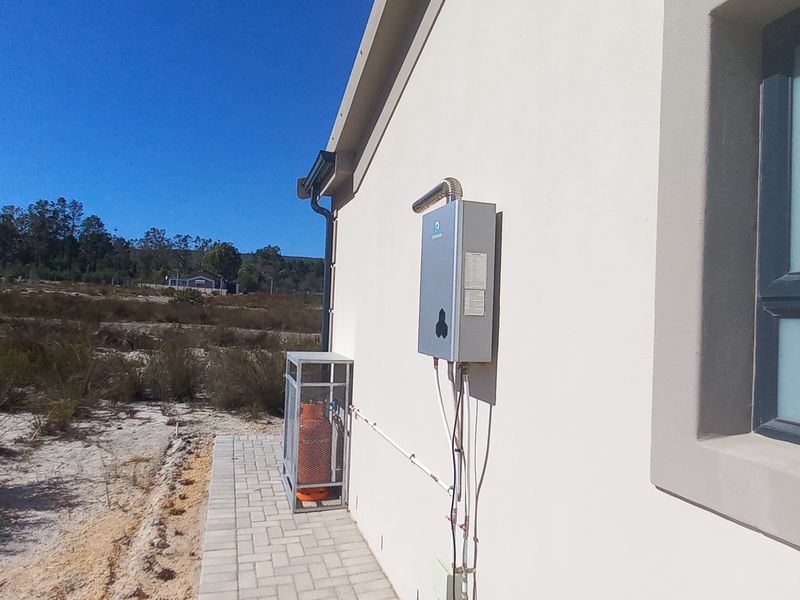 3 BEDROOM HOUSE TO RENT IN AN ESTATE IN ALBERTINIA - Photo 3