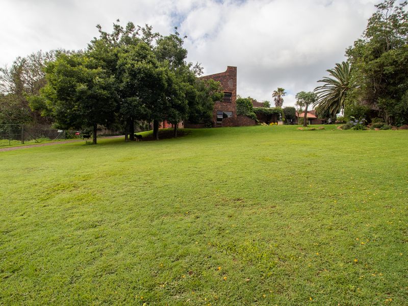 Peaceful Haven: Tranquil Guesthouse Surrounded by Nature, Close to Town - Photo 9