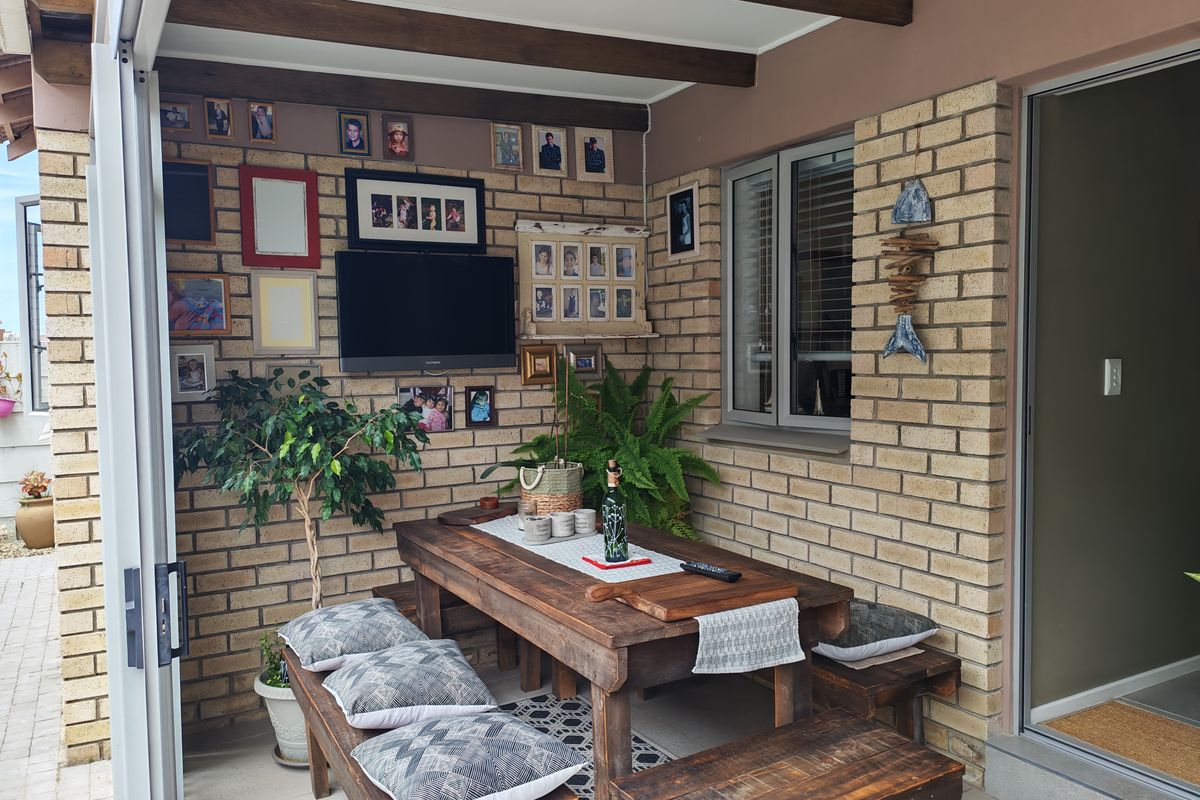 Ready to move in Townhouse - Photo 2