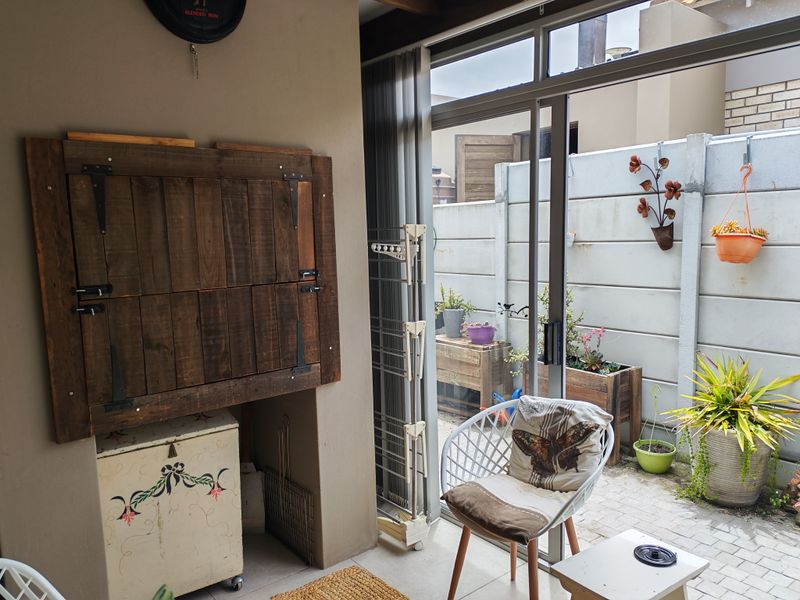 Ready to move in Townhouse - Photo 10