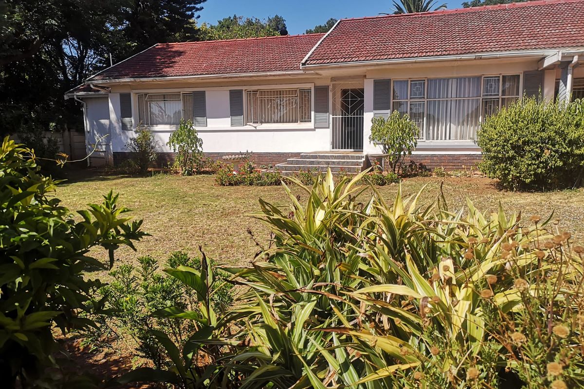 A Garden Town Classic – Generous Living, Flatlet & Superb Value! - Photo 3