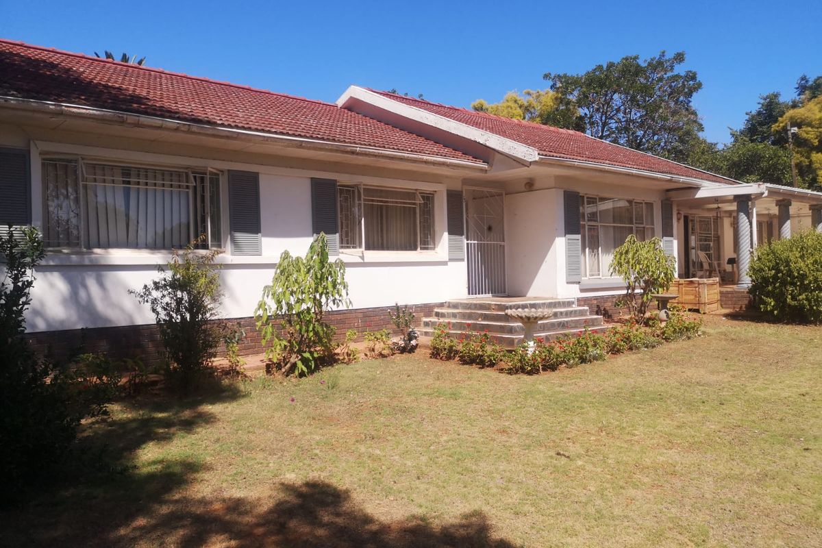 A Garden Town Classic – Generous Living, Flatlet & Superb Value! - Photo 4