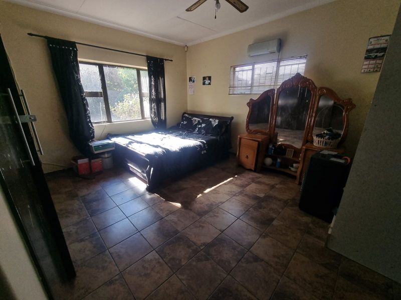 Evander – Spacious Family Home with Flatlet | Ideal for Extended Family or Investment - Photo 10