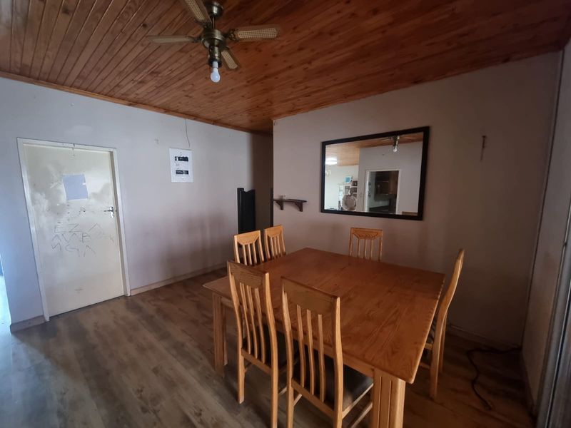Evander – Spacious Family Home with Flatlet | Ideal for Extended Family or Investment - Photo 4
