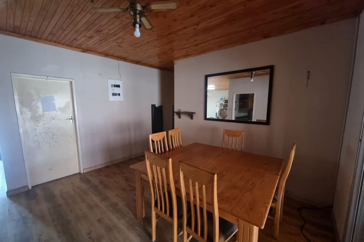 Evander – Spacious Family Home with Flatlet | Ideal for Extended Family or Investment - Photo 4