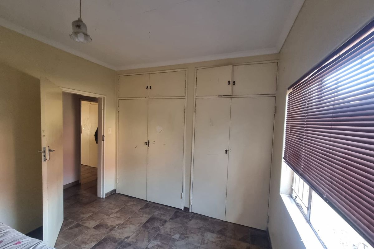 Evander – Spacious Family Home with Flatlet | Ideal for Extended Family or Investment - Photo 2