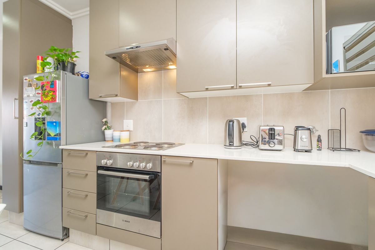 Apartment Pending Sale In Sandton - Photo 5