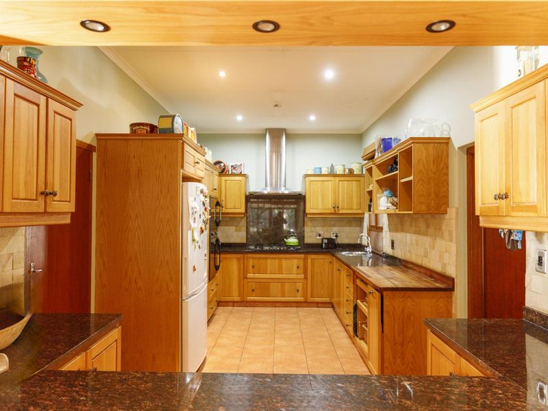 1215 HECTARE ASHTON FARM - AS GOING CONCERN - Photo 7