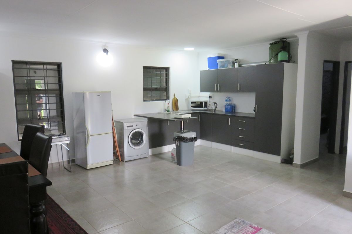 Charming 2-bedroom house for sale in Deneysville—ideal for cozy living and serene surroundings! - Photo 5