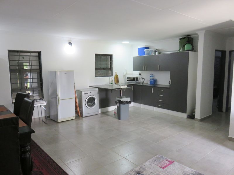 Charming 2-bedroom house for sale in Deneysville—ideal for cozy living and serene surroundings! - Photo 5