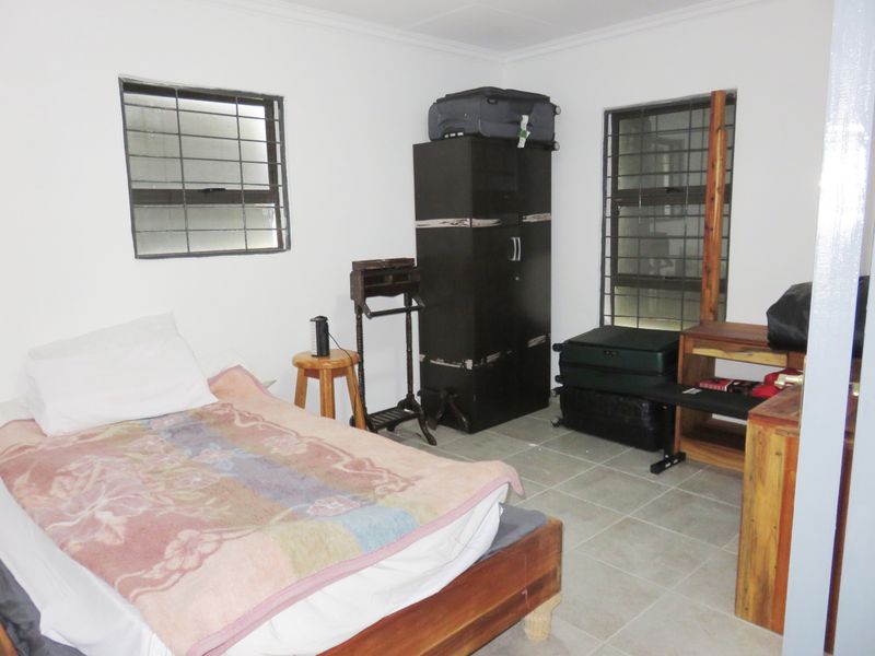 Charming 2-bedroom house for sale in Deneysville—ideal for cozy living and serene surroundings! - Photo 10