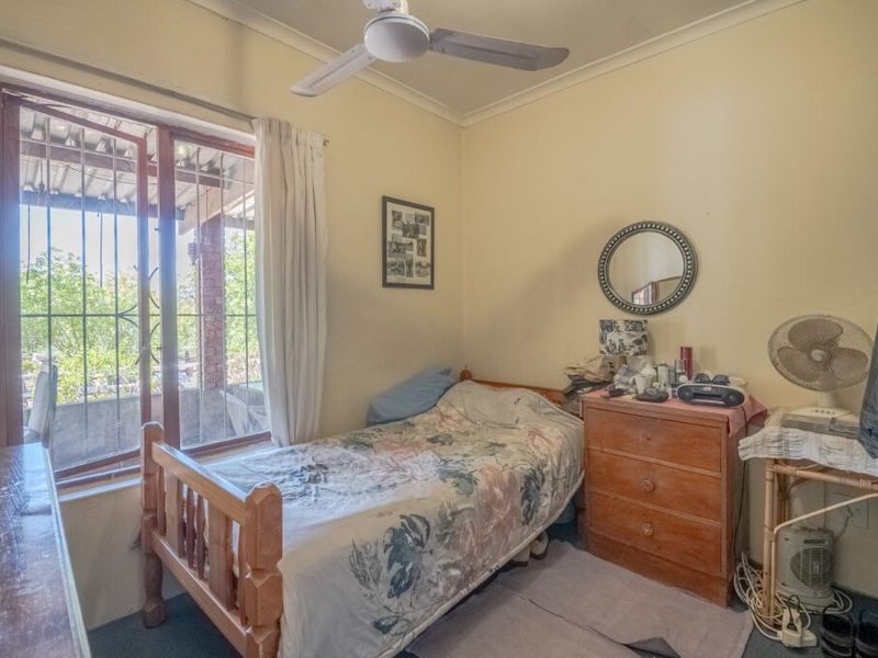 Unique small holding, horses, small farmer, road visibility, privacy - Photo 9